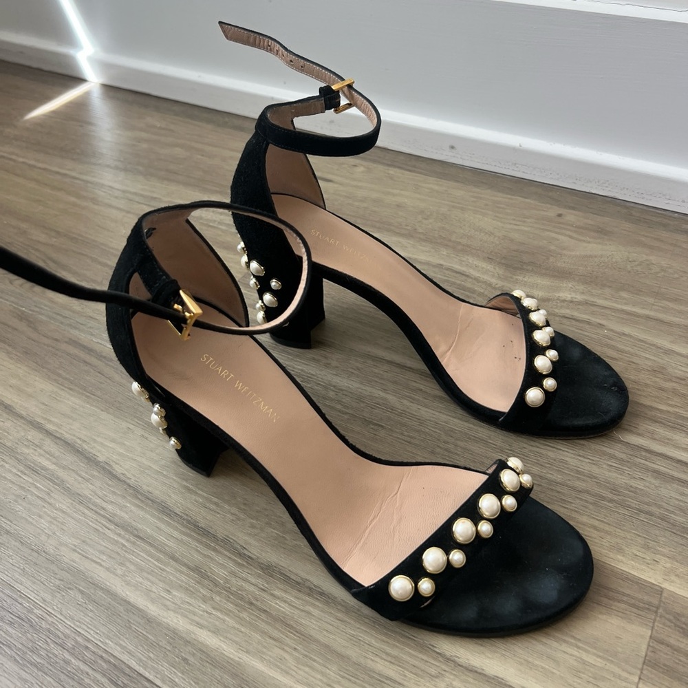 Stuart Weitzman “More Pearl” Black Suede Block Heel Size 9 - Picture 2 of 5